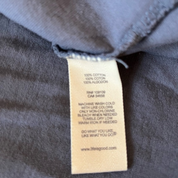 Life is Good Boston Love Men's T-Shirt - Picture 7 of 8